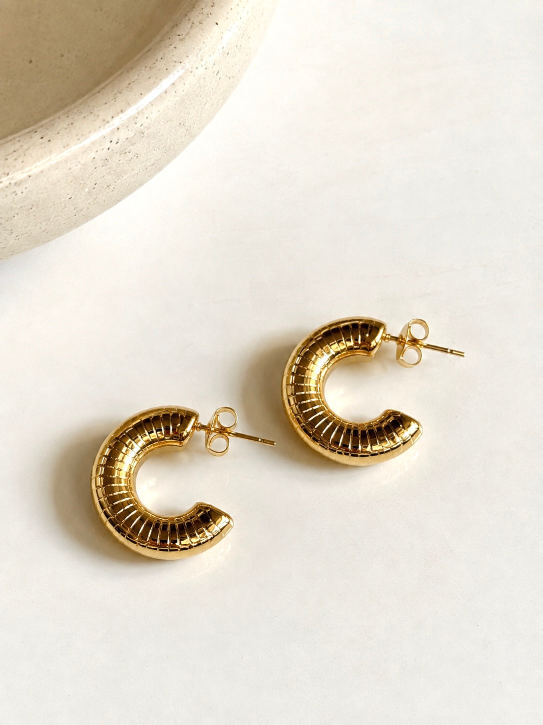 Ribbed Hoop Earrings