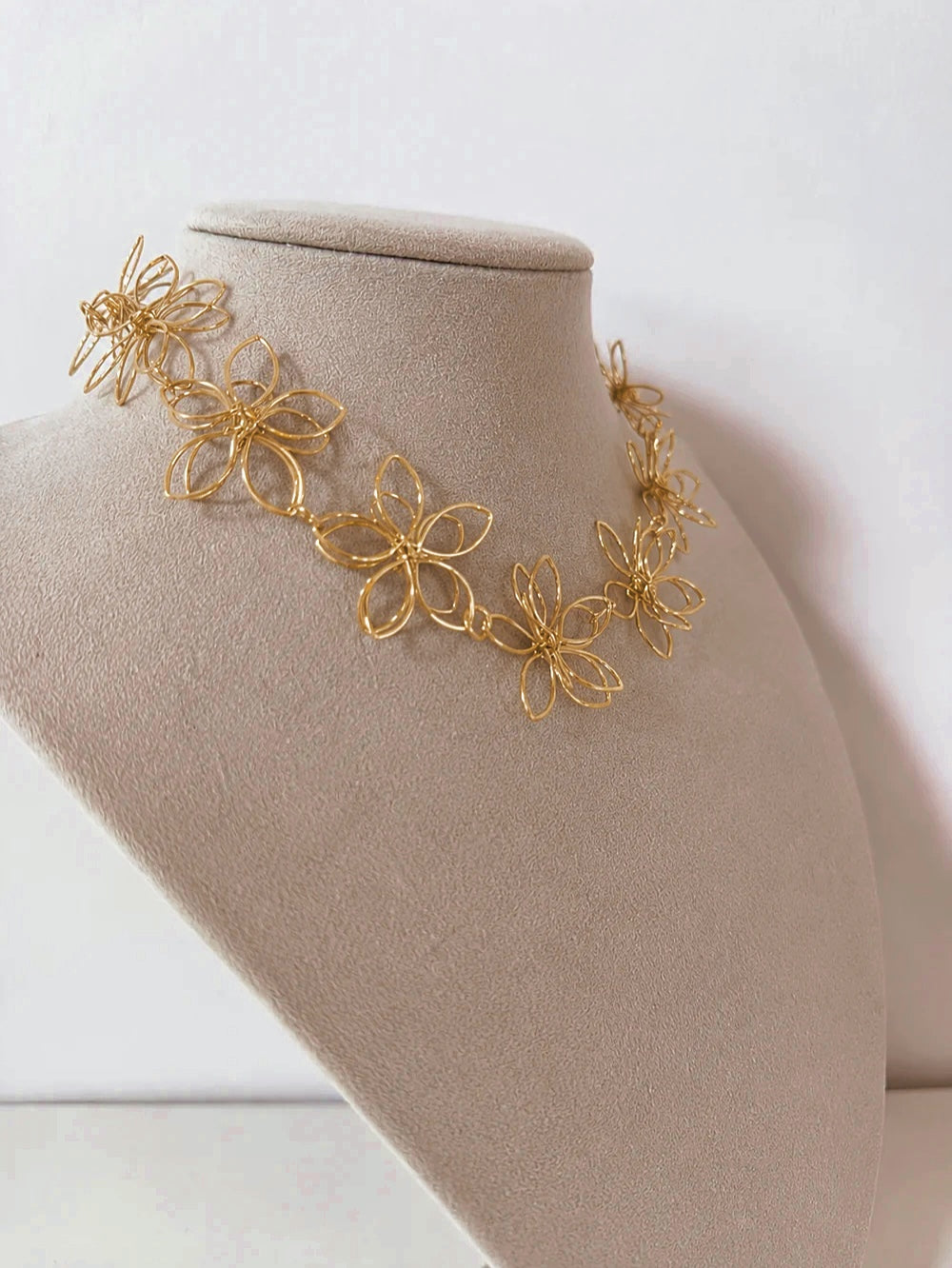 COLLAR CHOCKER JAZMÍN